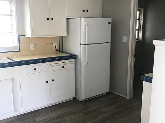 5th image of 4484 Palm Ave