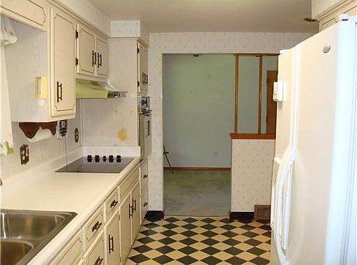 4th image of 3007 Acacia Cir