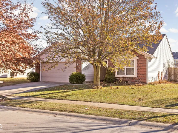 919 Comb Run Ln, Avon, IN 46123