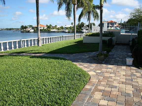 Bay side yard