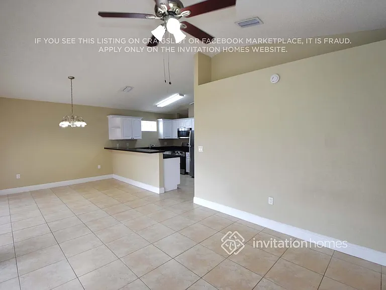 7651 NW 168th Ter — Photo 4