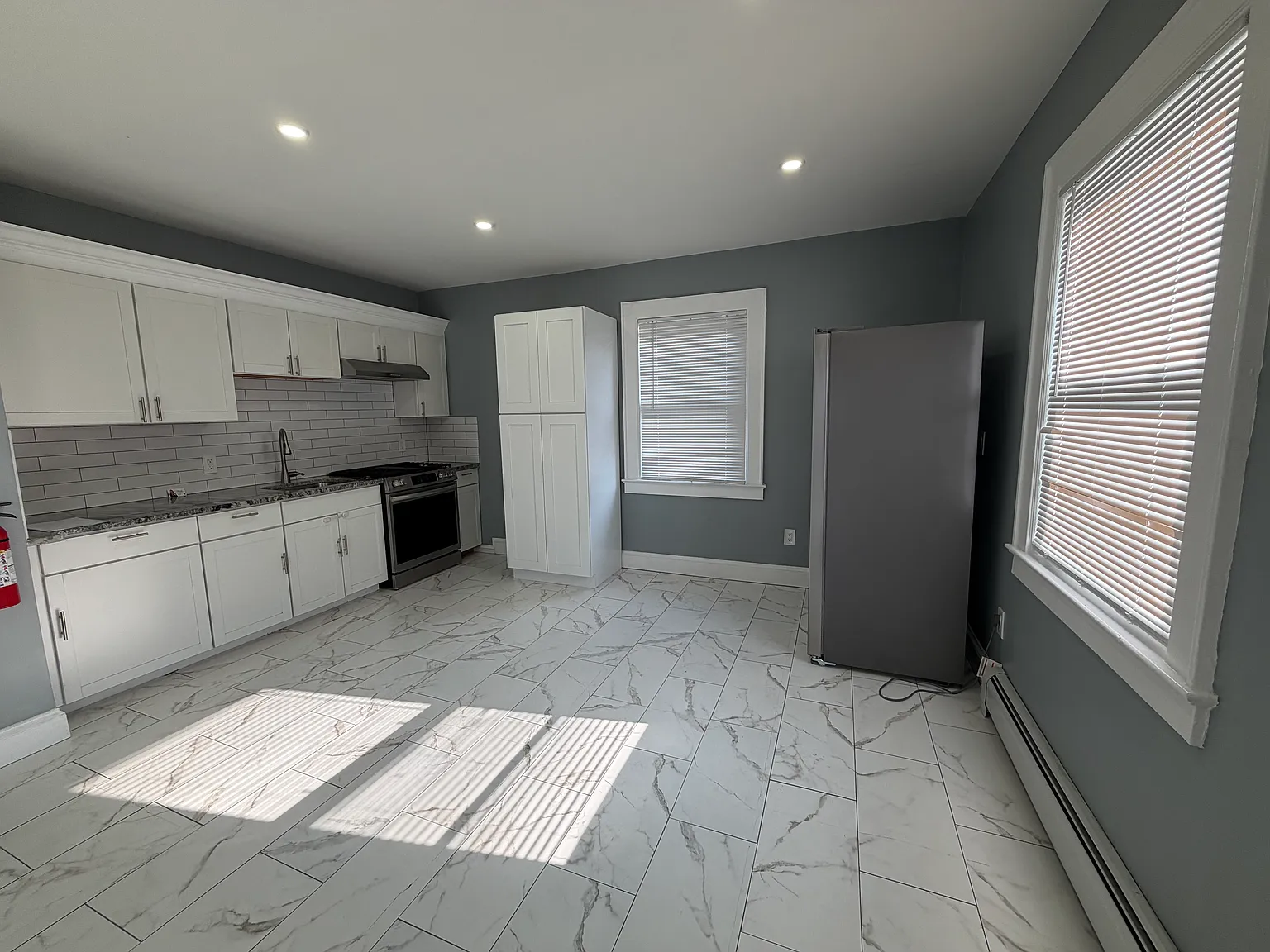 3 bed, $2,600 — Photo 3