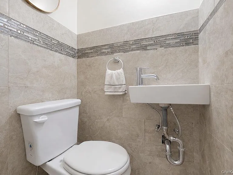 238 E 88th St #2N — Photo 9