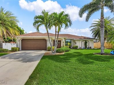 907 SE 19th Terrace Cpe, Coral, FL, 33990