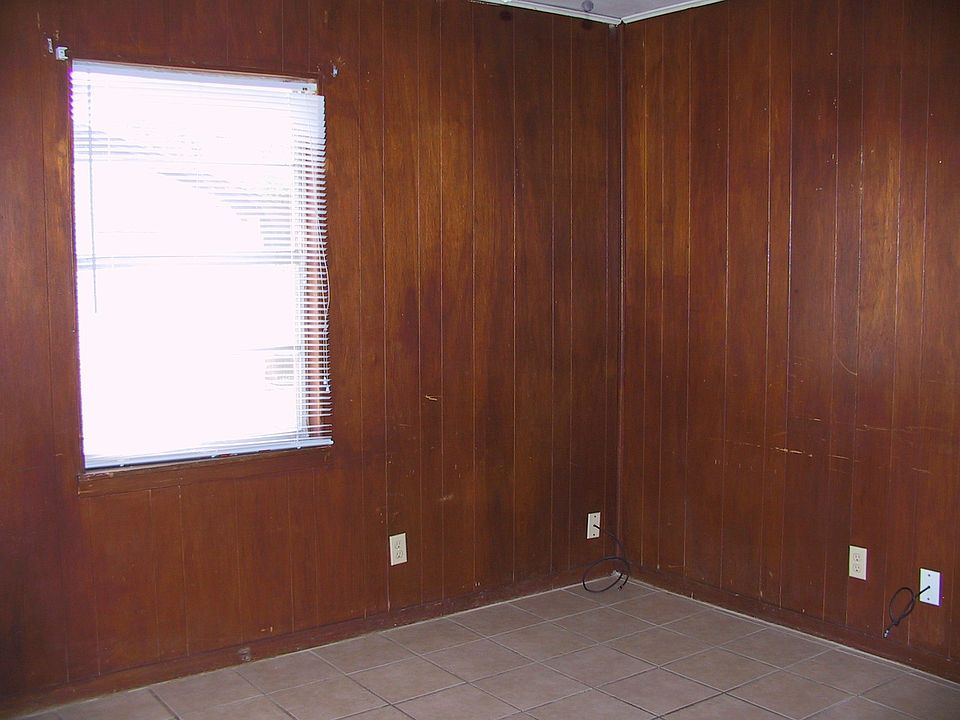 1st image of 1603 N W S Young Dr APT A
