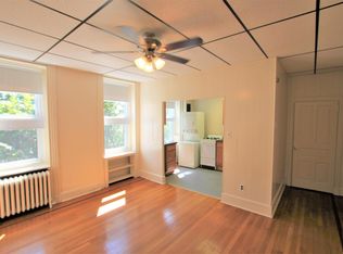 2045 Chestnut St APT 4, Philadelphia, PA 19103