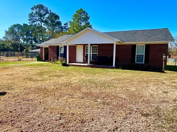 121 Church St NE, Baconton, GA 31716