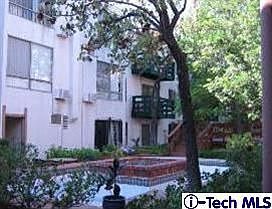 2nd image of 525 S Ardmore Ave APT 304
