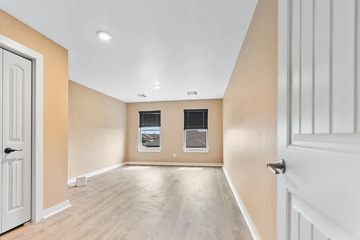 1200 Ridgeway Dr — Photo 22