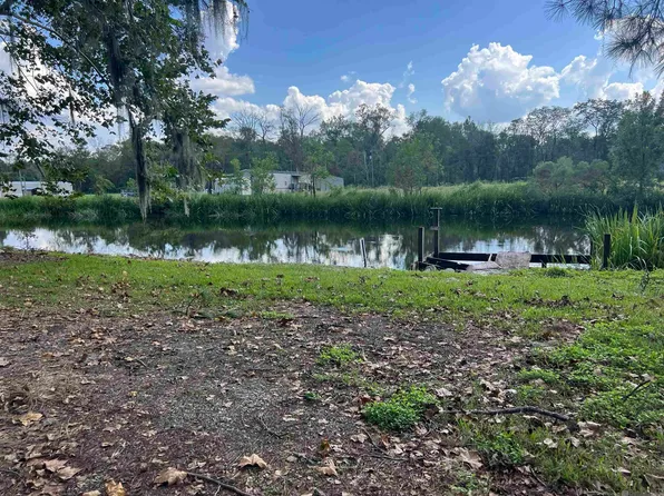 12080 & 12088 Laurel Ridge Rd, Saint Amant, LA 70774