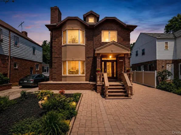 141-63 73 Terrace image 1 of 24