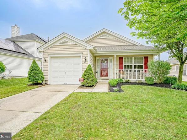 25 Leisure Ln, Sewell, NJ 08080