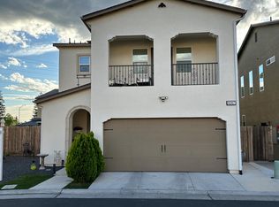 6347 N Alta Vista Ln, Fresno, CA
