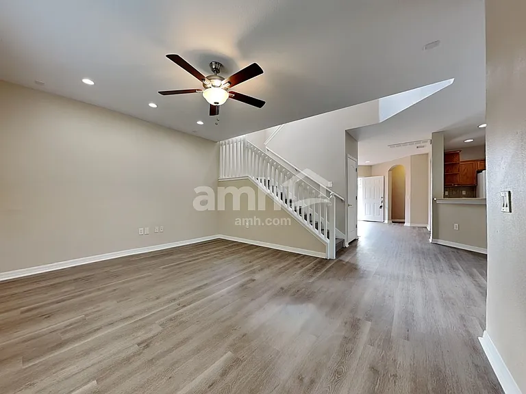 25741 Crippen Dr — Photo 10