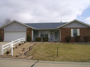 218 Locust Dr, O Fallon, IL 62269