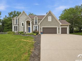 1325 Inverness Dr, Lawrence, KS 66049