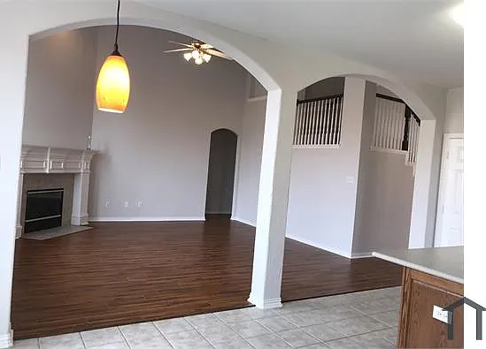 10410 Panks Ct — Photo 2