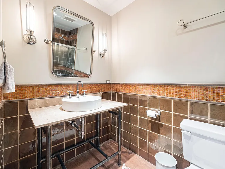 1101 W Lake St #3C — Photo 17