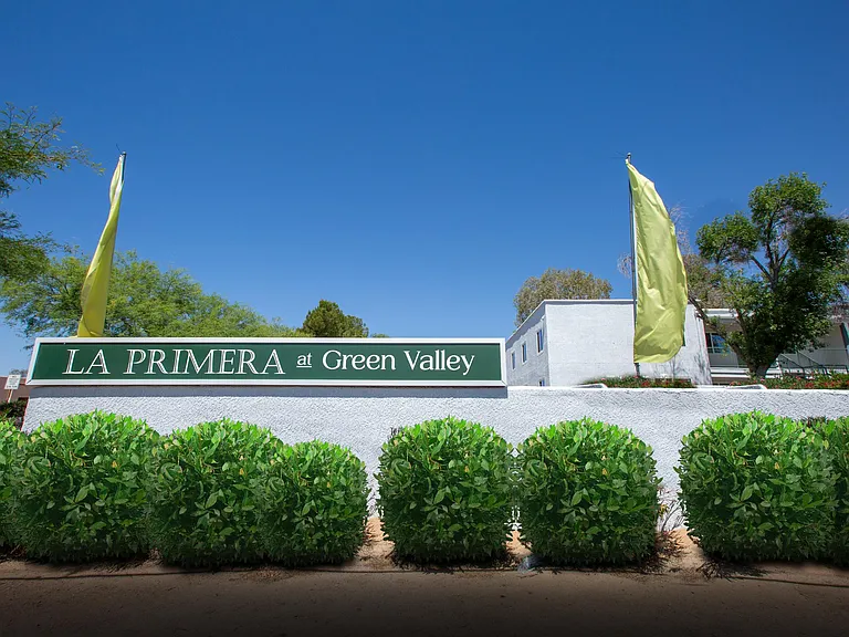 La Primera at Green Valley — Photo 40