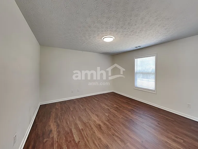 1307 Bramlett Forest Ct — Photo 16