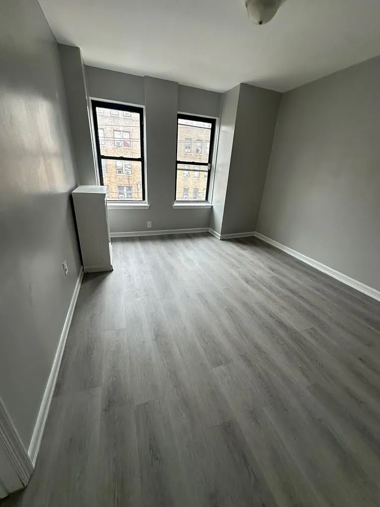 1 bed, 1.0 bath, $2,300 — Photo 1