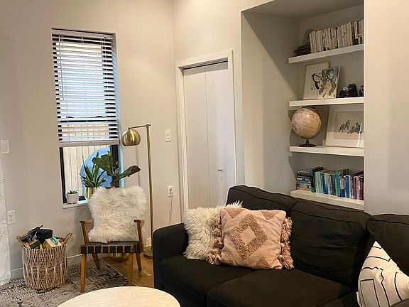 3rd image of 1744 Folsom St APT B