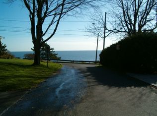 30 Little Pond Rd, Milford, CT 06460