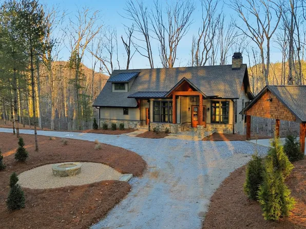 8165 Bridge Creek Rd, Tiger, GA 30576