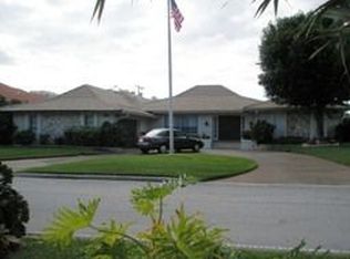 1201 Pine Point Rd, Riviera Beach, FL 33404