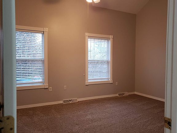 5th image of 1101 Eddy Ct #1105