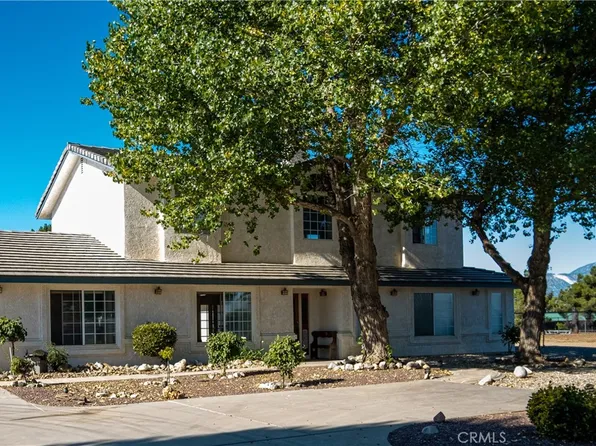 11631 Whitehaven St, Oak Hills, CA 92344