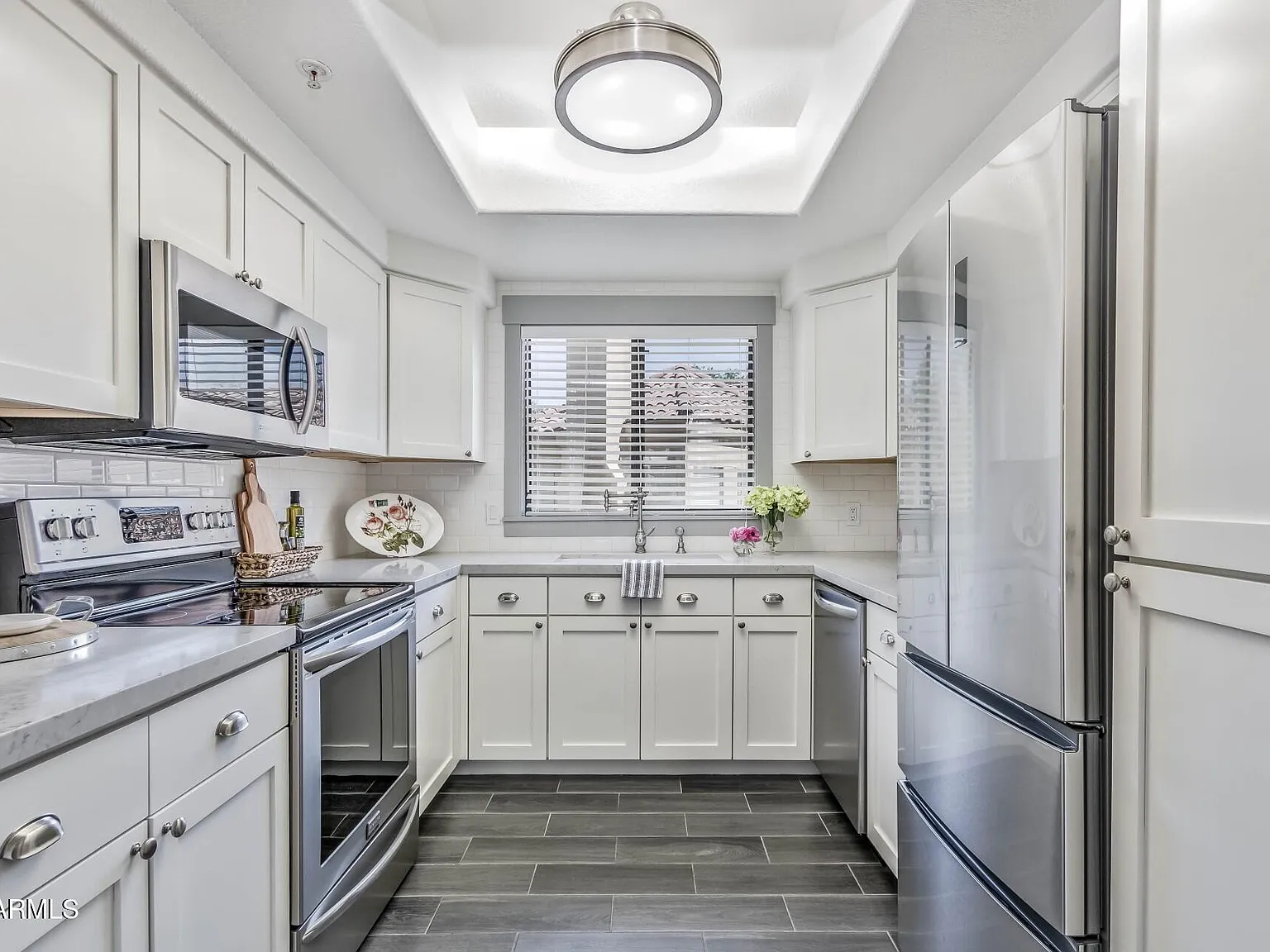 2 bed, 2.0 bath, 1075 sqft, $2,000 — Photo 1