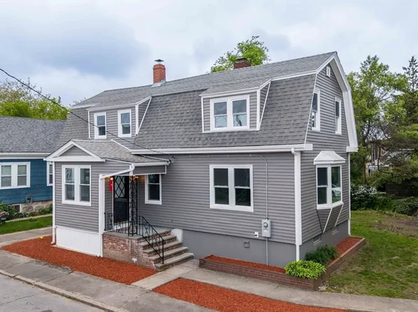 9 Garfield St, Dartmouth, MA 02748