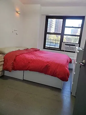 Rented by LoHo Realty | media 23