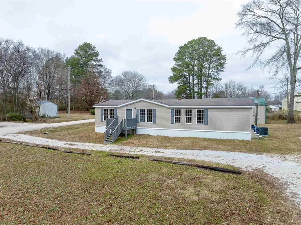 68 W Morgan St, Parsons, TN 38363