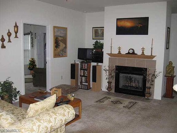 4th image of 3710 Spanish Peak Dr #2C