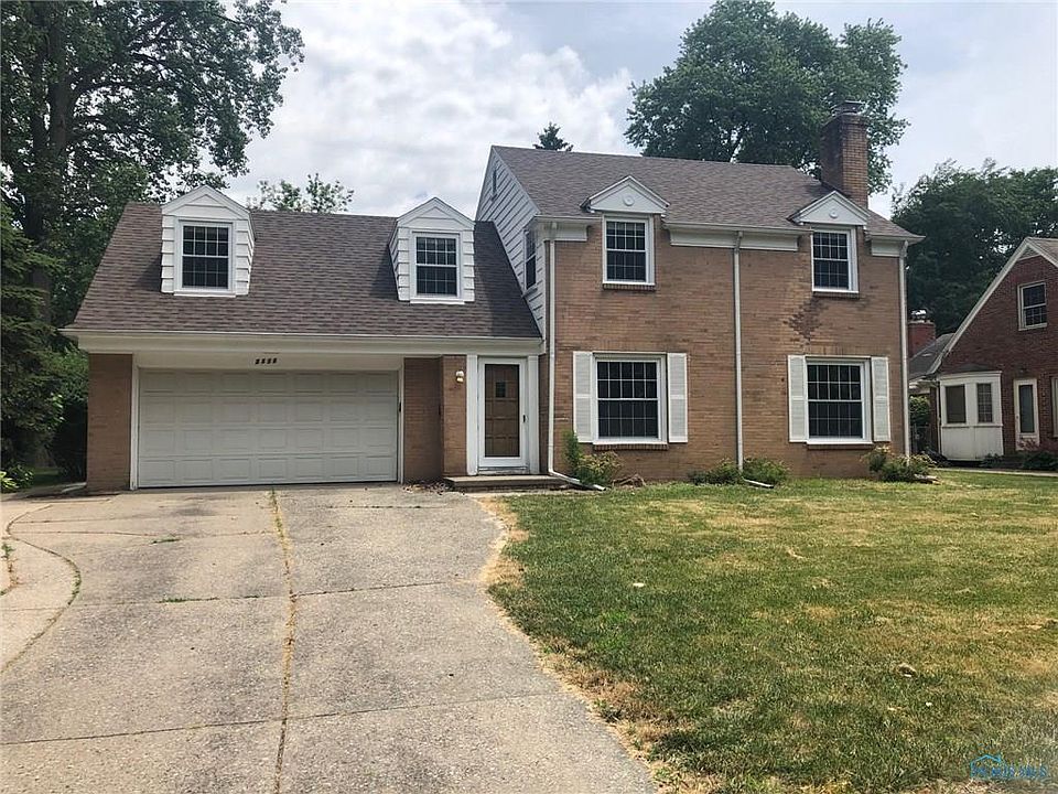 1st image of 2818 Meadowwood Dr