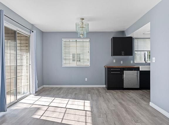 3rd image of 465 N Orem Blvd #2