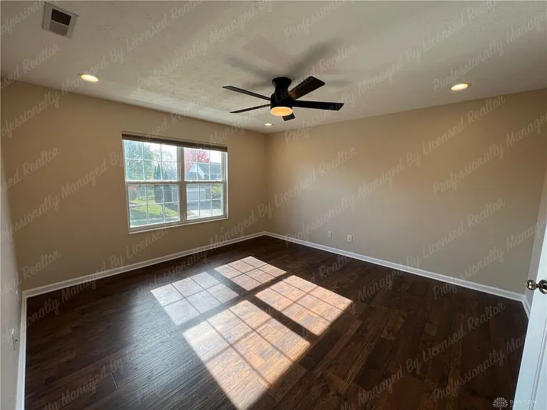 1131 Windsong Trl — Photo 28