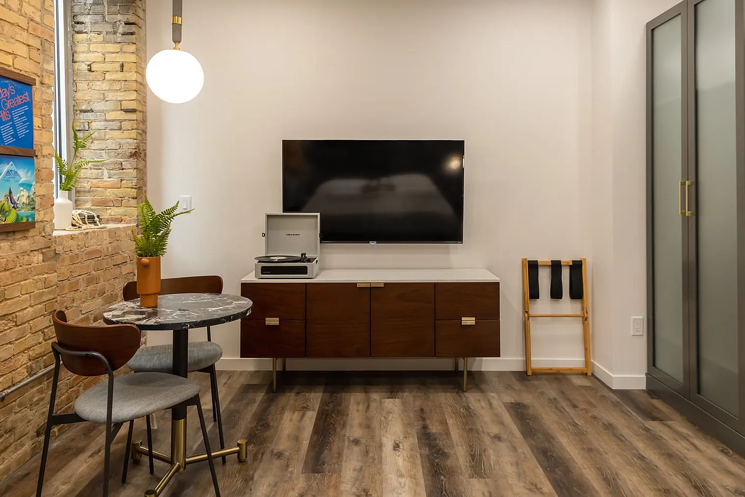 Studio, 1.0 bath, 344 sqft, $2,351 — Photo 1