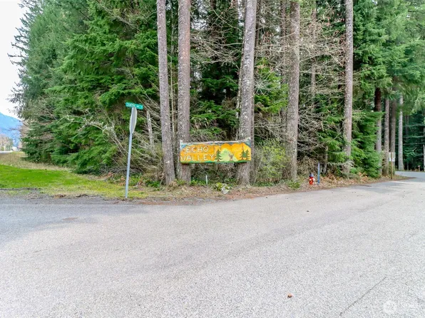 55315 315th Avenue E, Ashford, WA 98304