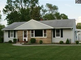 3201 S Hametown Rd, Barberton, OH 44203