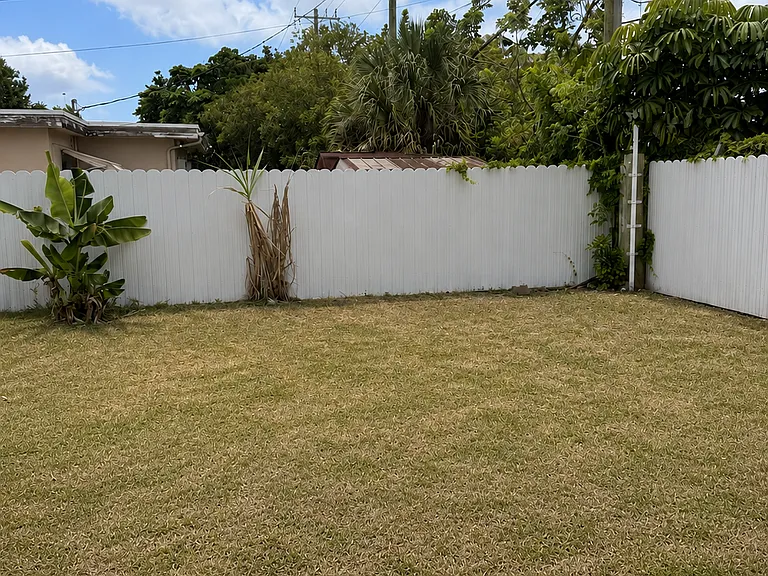 6540 Fletcher St — Photo 16