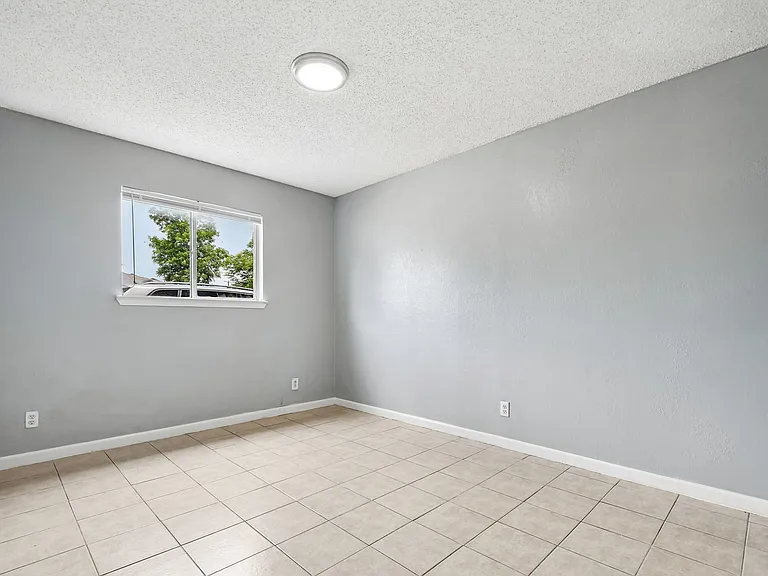 Sunrise Villas — Photo 49