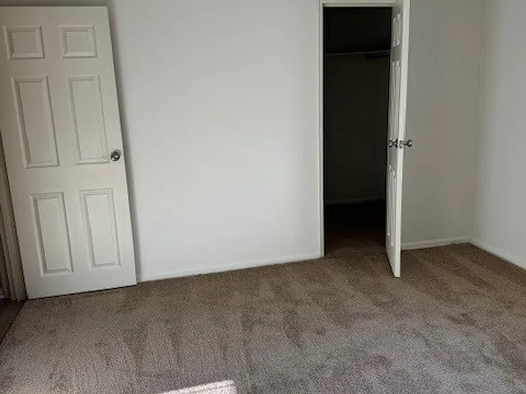 2132 Pennsylvania Ave — Photo 39