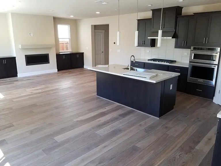 Kendall Cir — Photo 2