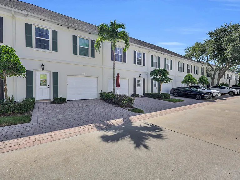 228 Murray Ct — Photo 29