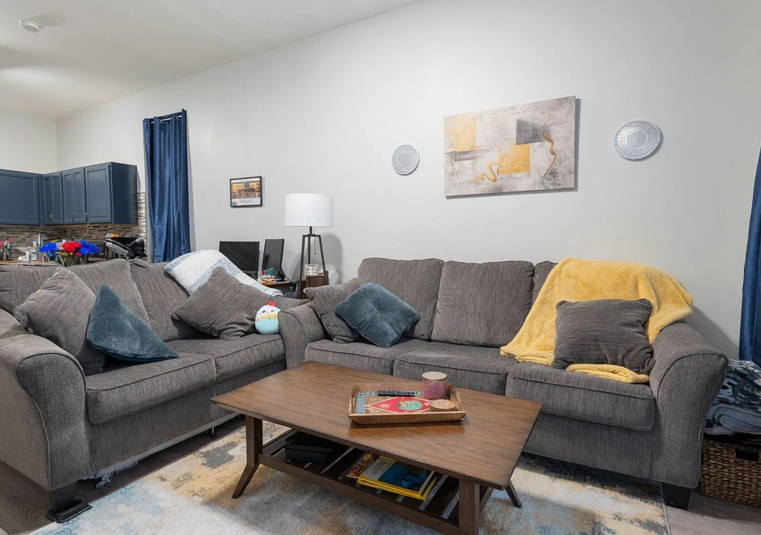 1 bed, 700 sqft, $2,250 — Photo 3