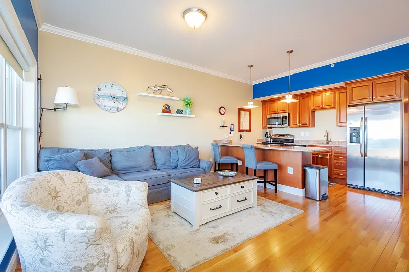 1 bed, $2,300 — Photo 4