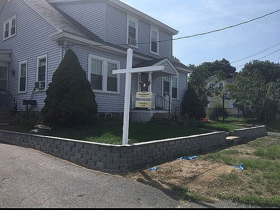 2nd image of 54 Pine St